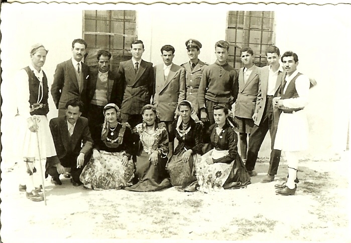 Θεατρική παράσταση 1952